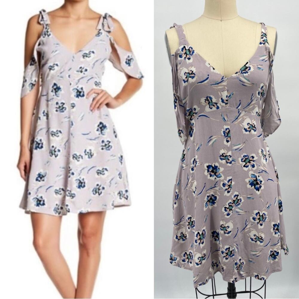 ASTR The Label Women's Purple Floral Cold Shoulder Mini Dress Size Medium